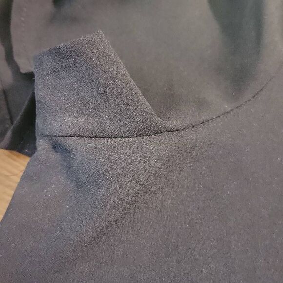 Pleione Short Sleeve V-Neck Layered Sleeve Blouse - Picture 9 of 9